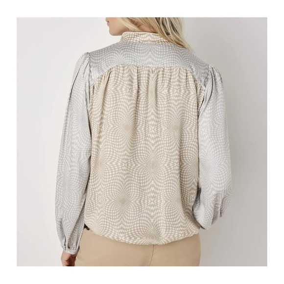 SUMMUM Kaleidoscope Luxury print top with puff sleeves in alpaca Neutral Small - Picture 2 of 14